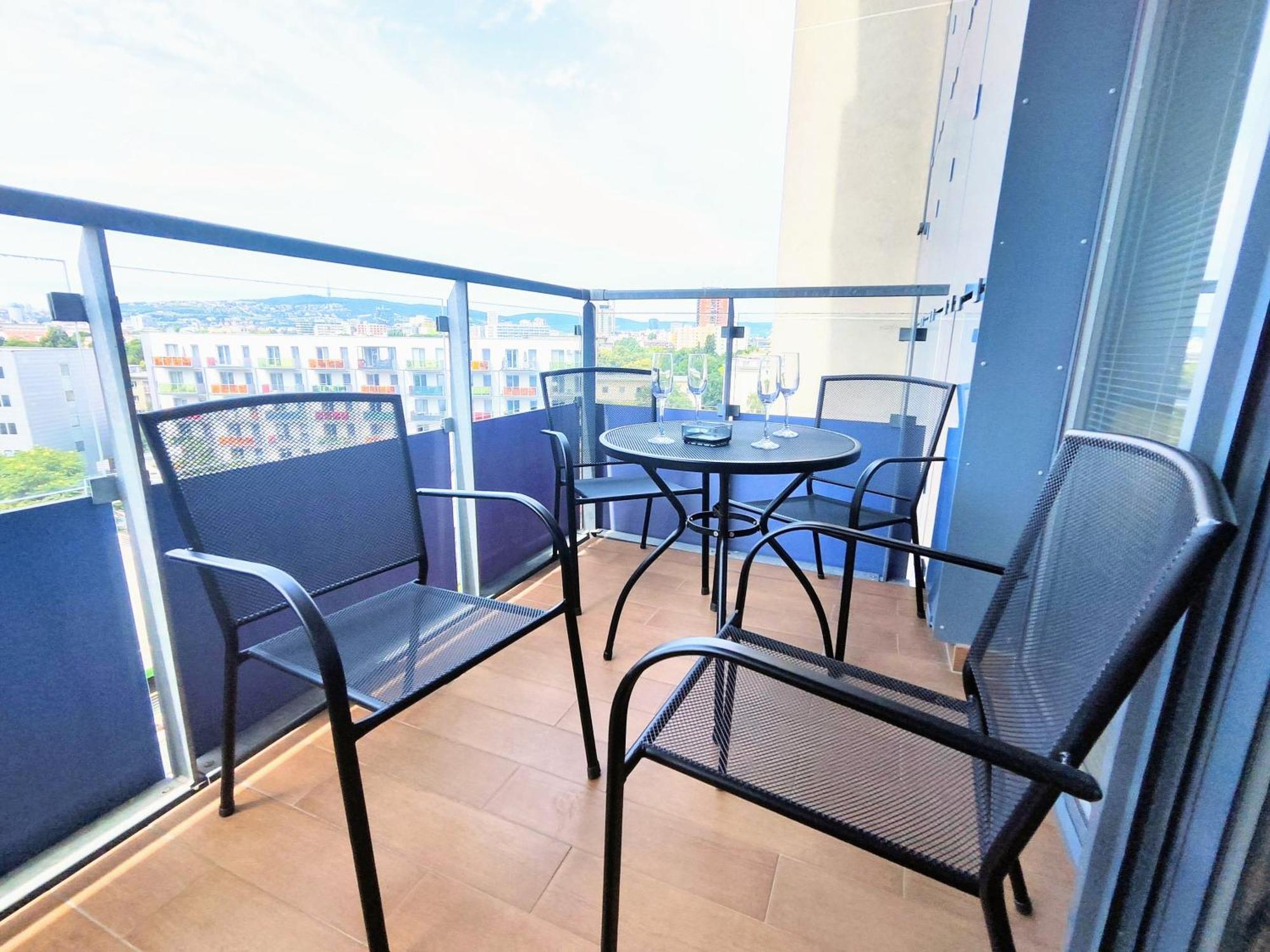 Mills - Free Parking - Balcony With City View - Close To Nivy Mall Bratislava Exterior foto