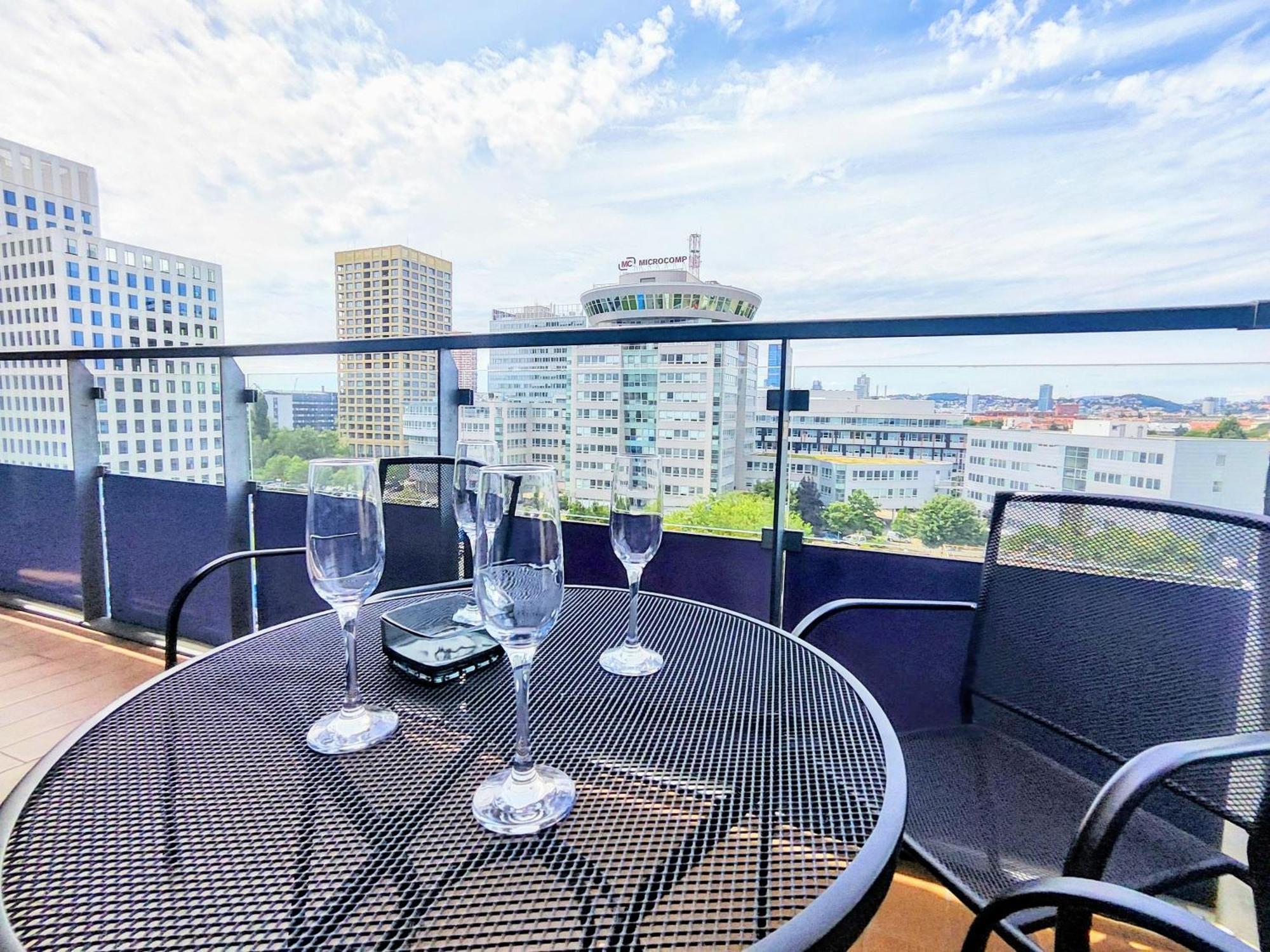Mills - Free Parking - Balcony With City View - Close To Nivy Mall Bratislava Exterior foto